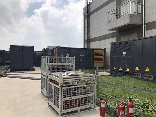 靖宇除了定期检查，还有哪些方法可以及时发现接触式转速表探头的磨损？