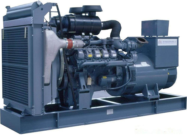 靖宇干接点的信号通断时间是如何确定的？